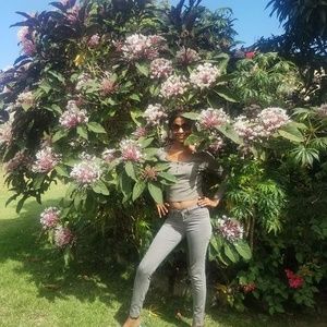 Meet your Posher, Melsa